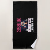 Nurse Gift | My Heart Belongs Nurse Strandlaken (Voorkant)
