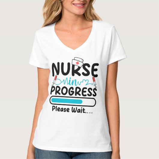 Nurse in Progress Loading Women V-Neck T-shirt (Voorkant)