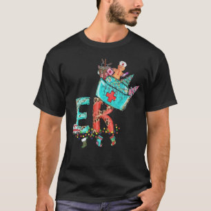 Nurse leopard Nu voor eerste hulp bij kerstbemanni T-shirt