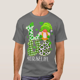 Nurse Life St Patrick's Day Lucky Nurse Shamrock L T-shirt