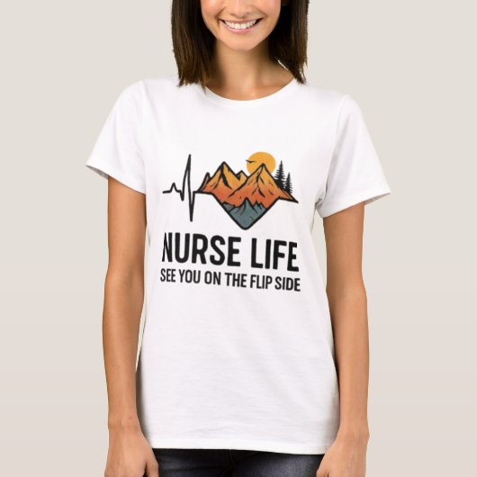 Nurse Life T-Shirt: EKG Heartline Mountain T-shirt (Voorkant)
