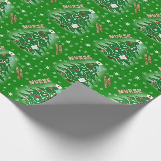 Nurse Merry Christmas Tree Groene Achtergrond Cadeaupapier (Hoek)