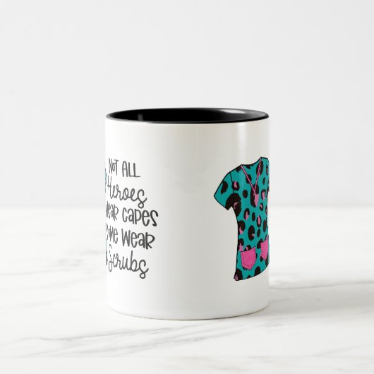 Nurse Modern Typography Superheld Scrubs Gezegde Tweekleurige Koffiemok (Center)