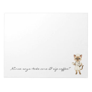 Nurse Notitieblok met Schattigee Cat Holding Coffe