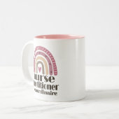 Nurse Practitioner Appreciation rainbow Tweekleurige Koffiemok (Voorkant links)