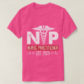 Nurse Practitioner Est 2023 Afstuderen Afstudeerde T-shirt (Design voorkant)