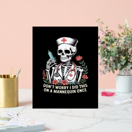 Nurse Skeleton Joke Humor Halloween Essential T-SH Acryl Bord (Huwelijk)