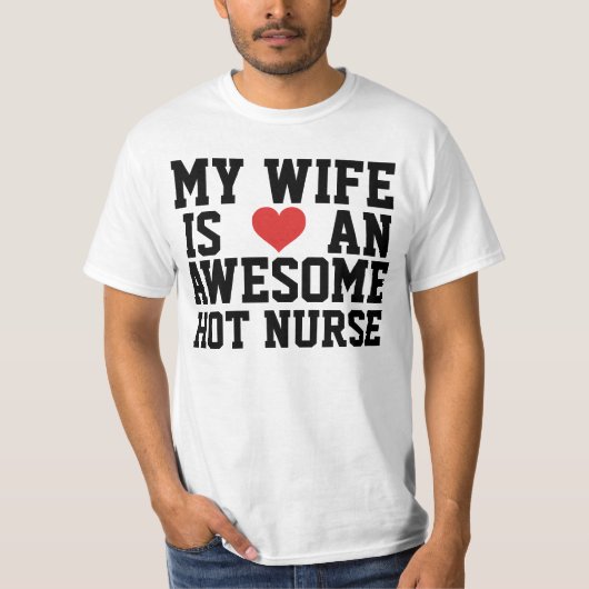 Nurse Wife T-shirt (Voorkant)