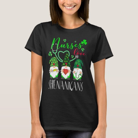 Nurses Love Shenanigans Gnomes Nurse St Patricks D T-shirt (Voorkant)