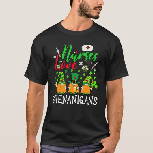 Nurses Love Shenanigans Gnomes Nurse St Patricks D T-shirt (Voorkant)