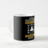 Nursing Grandma Koffiemok (Voorkant links)
