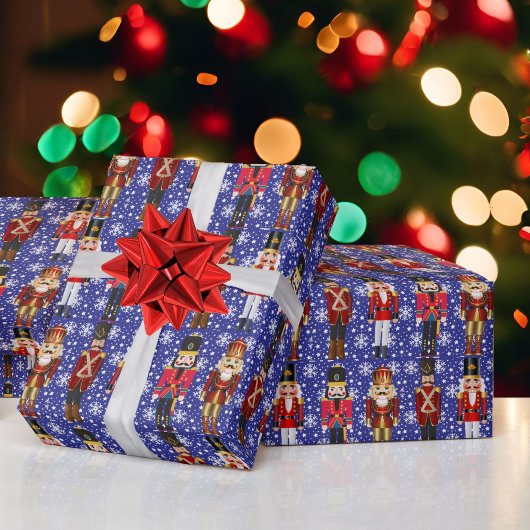 Nutkraker Soldaten  kerstblauwe sneeuw BG Cadeaupapier