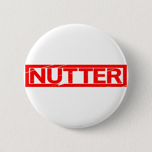 Nutter Stamp Ronde Button 5,7 Cm (Voorkant)