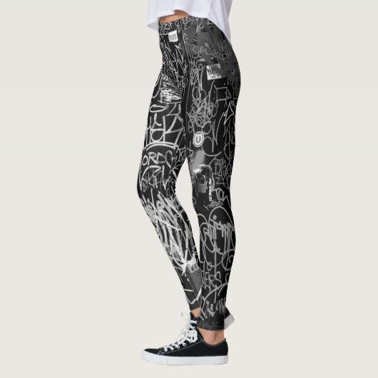 NY GRAFFITI HEEFT LEGGINGS ZWART OMHOOG (Links)