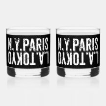 NY Parijs Tokio LA in verstoord lettertype