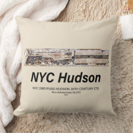 NYC Dreyfuss Hudson Steam Locomotive. Profile Kussen