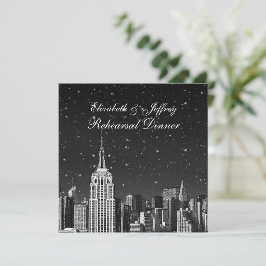 NYC ESB Skyline Etched Black Star Rehearsal Dinner Kaart (Staand voorkant)