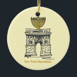 NYC Hanukkah Washington Square Menorah New York Keramisch Ornament<br><div class="desc">Met een originele markeerafbeelding van een klassiek NYC-landmerk, de Washington Square Arch, "gekleed" met een menorah voor het vakantieseizoen. Ideaal voor het vieren van Hanukkah! Deze illustratie van Chanoeka is ook beschikbaar op andere producten. Zie je niet wat je zoekt? Hulp nodig bij aanpassingen? Neem contact op met Rebecca om...</div>