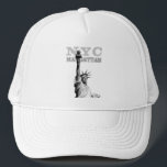 Nyc New York City Manhattan Liberty Statue Trucker Pet<br><div class="desc">Nyc New York City Manhattan Liberty Statue Elegant Distress Text Sjabloon Trucker Hat.</div>