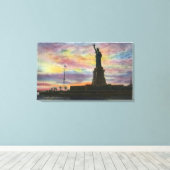 NYC, New YorkSunrise Uitzicht van Vrijheidsbeeld Canvas Afdruk (Insitu (Houten vloer))