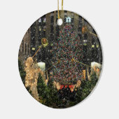 NYC Rockefeller Center - astomboom die sneeuwt Keramisch Ornament (Links)