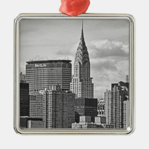 NYC Silhouet: Chrysler Building, Met Life BW Metalen Ornament