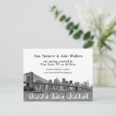 NYC Skyline Bklyn Bridge Etched Bewaar de datum #2 Aankondigingskaart (Staand voorkant)