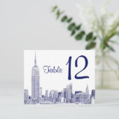 NYC skyline geëtst 01 tafel nummer blauw Briefkaart (Staand voorkant)
