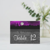 NYC skyline silhouet maan Paarse tafel nummer Briefkaart (Staand voorkant)