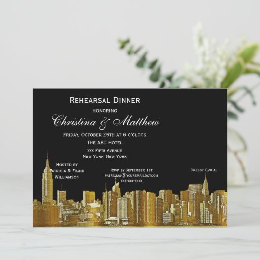 NYC Skyline Silhouette Rehearsal Dinner Kaart (Staand voorkant)