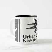 NYC Urban Sketchers Mok (Voorkant links)