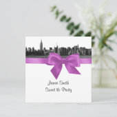 NYC Wide Skyline Etch BW Lila Sweet Sixteen SQ Kaart (Staand voorkant)