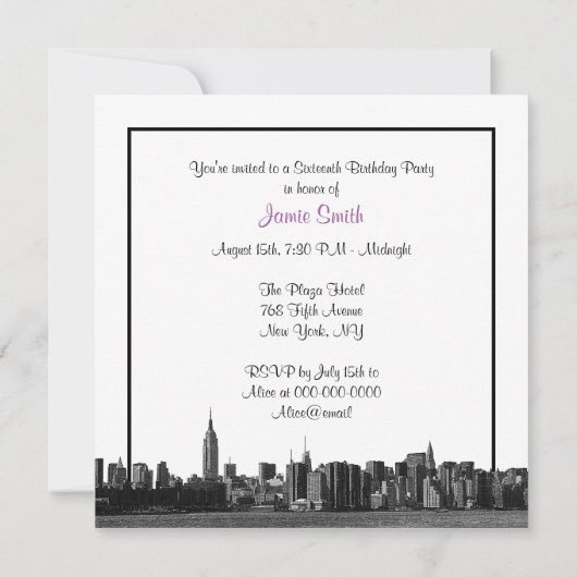 NYC Wide Skyline Etch BW Lila Sweet Sixteen SQ Kaart (Achterkant)