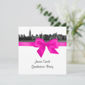 NYC Wide Skyline Etched BW Hot Pink Afstuderen SQ Kaart (Staand voorkant)