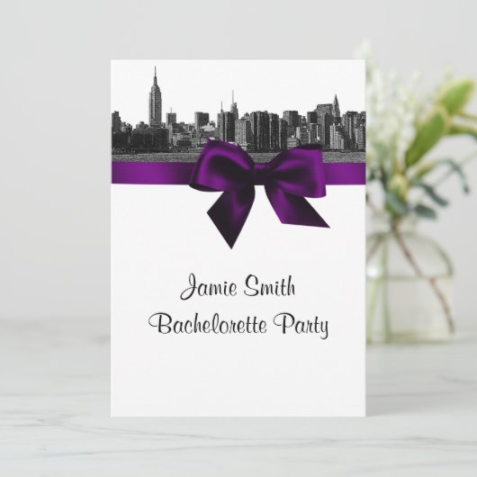 NYC Wide Skyline Etched BW Paars Bachelorette Pty Kaart (Staand voorkant)