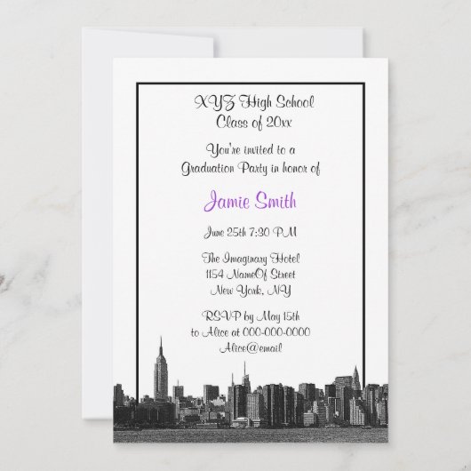 NYC Wide Skyline Etched BW Paars Photo Afstuderen Kaart (Achterkant)