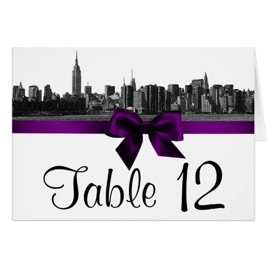 NYC Wide Skyline Etched BW Paars Table Number (Voorkant Horizontaal)