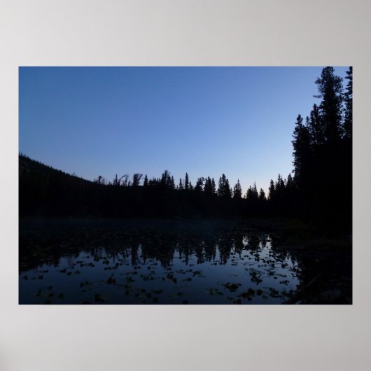 Nymph Lake op Dawn Poster (Voorkant)