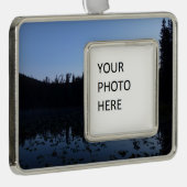 Nymph Lake op Dawn Verzilverd Omlijst Ornament (Rechts)