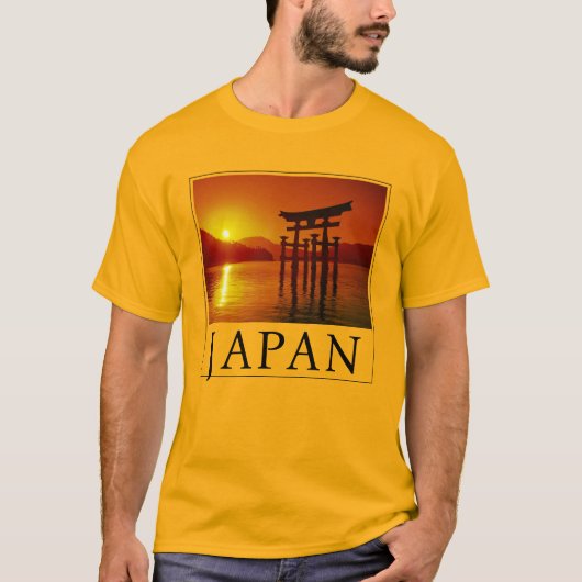 O-Torii poort, Itsukushima heiligdom | Miyajima, J T-shirt (Voorkant)