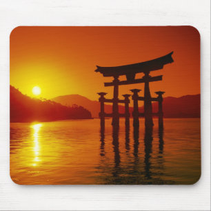 O-Torii poort, Itsukushima heiligdom, Miyajima, Muismat