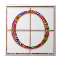 O Trajanus Red Custom Monogram Tegel