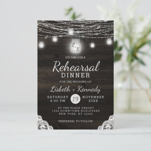 Oak Ridge Rustieke Houten Huwelijksrepetitie Diner Kaart (Staand voorkant)