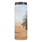 Oase van de woestijn: Sahara Palms Landschap. Thermosbeker (Achterkant)