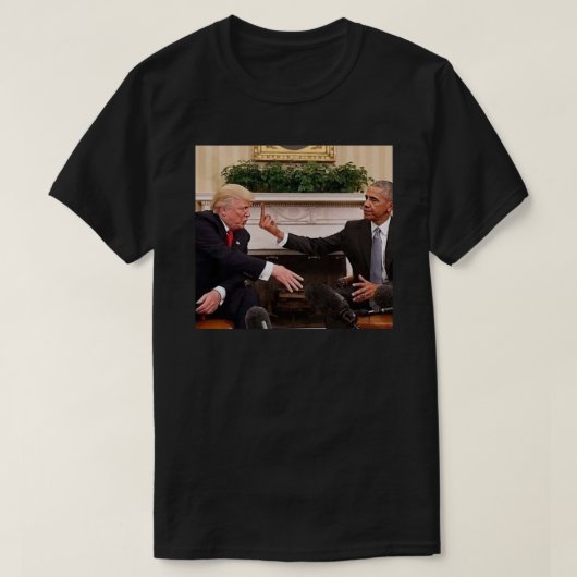 Obama springt uit met Trump-sticker T-shirt (Design voorkant)