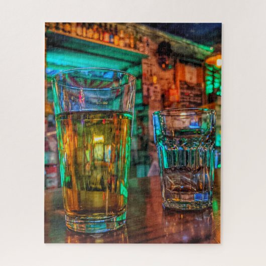 O'BANNON'S IRISH PUB VLIEGT ME NAAR DE MOON SALOON LEGPUZZEL (Verticaal)