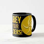 Obey je ouderen! Mok gele gebarentaal (Voorkant rechts)