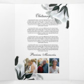 Obituary Viering Leven Foto Zwart Wit Lelie Drieluik Uitnodiging (Binnenkant midden)