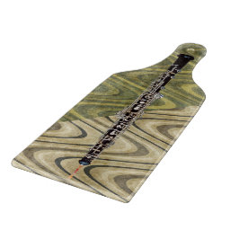 Oboe op Wavy Green Striped Background Snijplank