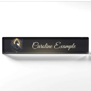 Obsidian Zwaan van Stille Gratie – Dark Fantasy Naambordje